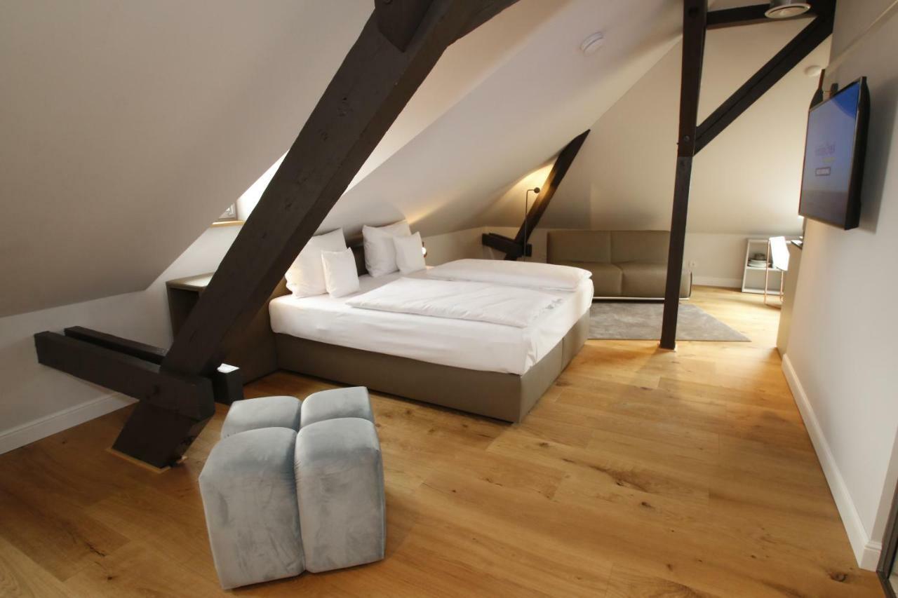 לנדאו אין דר פאלץ Amelie No 1 Hotel & Appartements מראה חיצוני תמונה