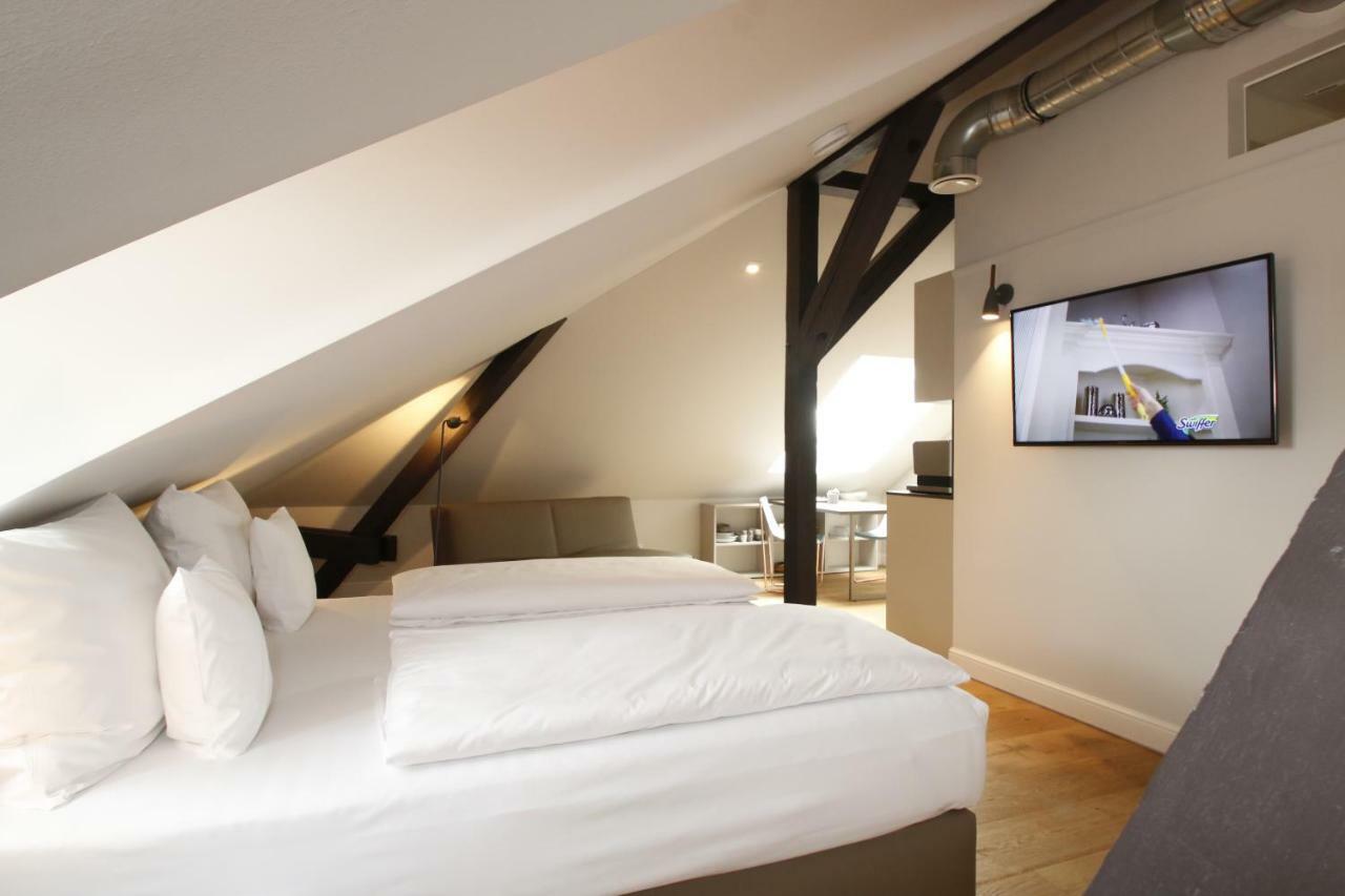 לנדאו אין דר פאלץ Amelie No 1 Hotel & Appartements מראה חיצוני תמונה