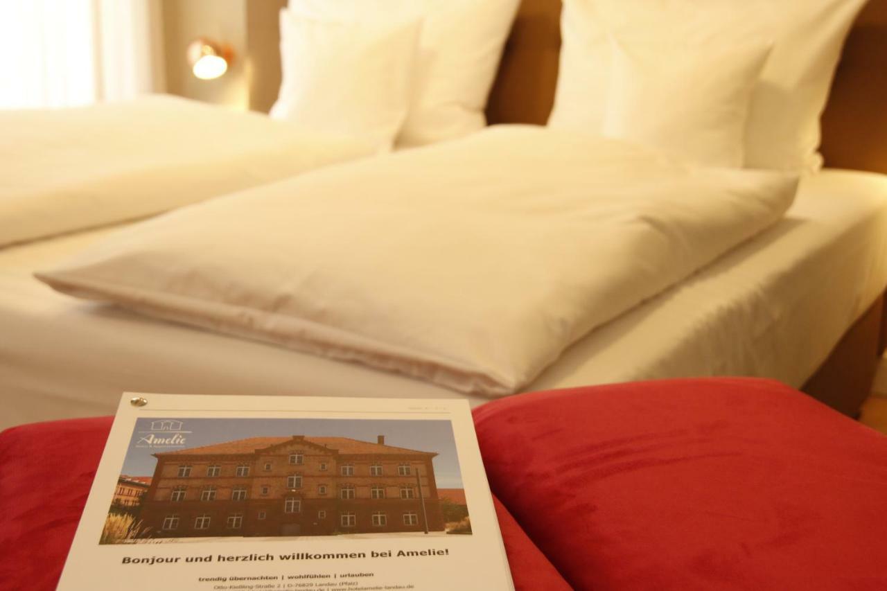 לנדאו אין דר פאלץ Amelie No 1 Hotel & Appartements מראה חיצוני תמונה